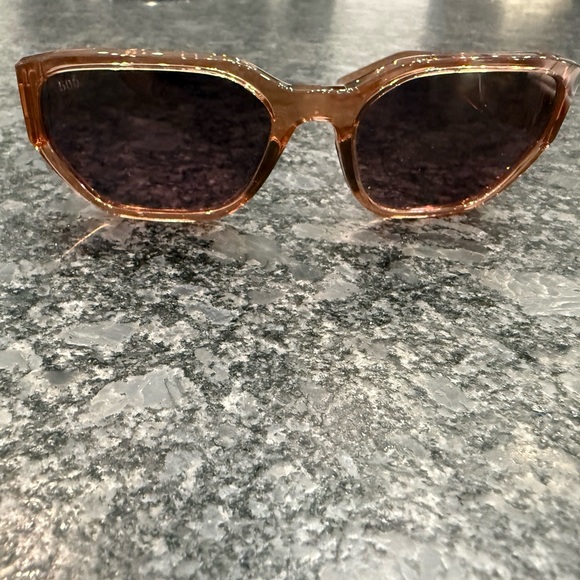 Costa Clemente Sunglasses - Women Translucent Pink Sands - Polarized - Picture 9 of 14